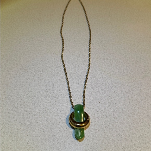 Vintage Crown Trifari faux jade gold tone belt buckle pendant (796) - Picture 1 of 8